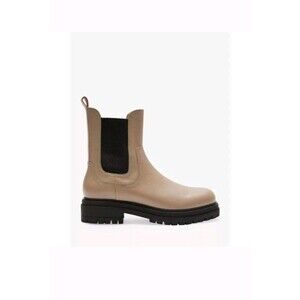 Boden Stretch Side Chelsea Ankle Boots 8/39  Leather Irish Cream